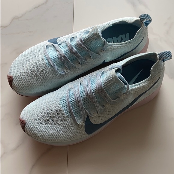 NWT Nike zoom fly flyknit - Picture 3 of 7